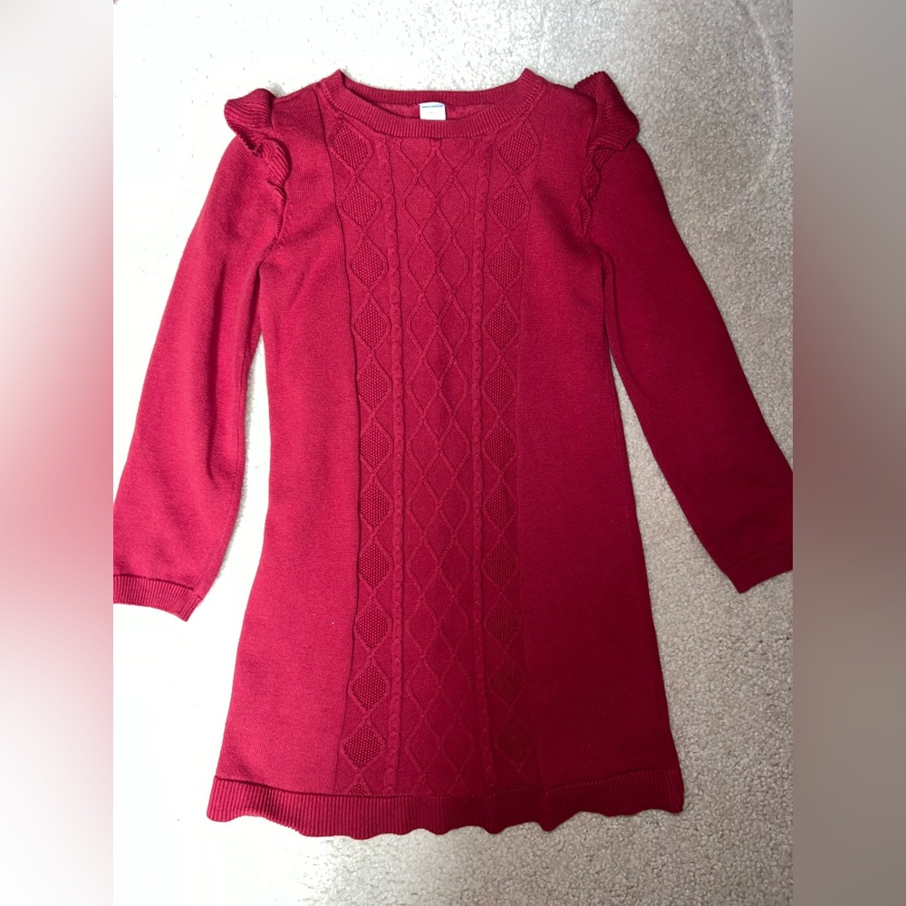 Girl’s size 7 Red Cable Knit Sweater dress